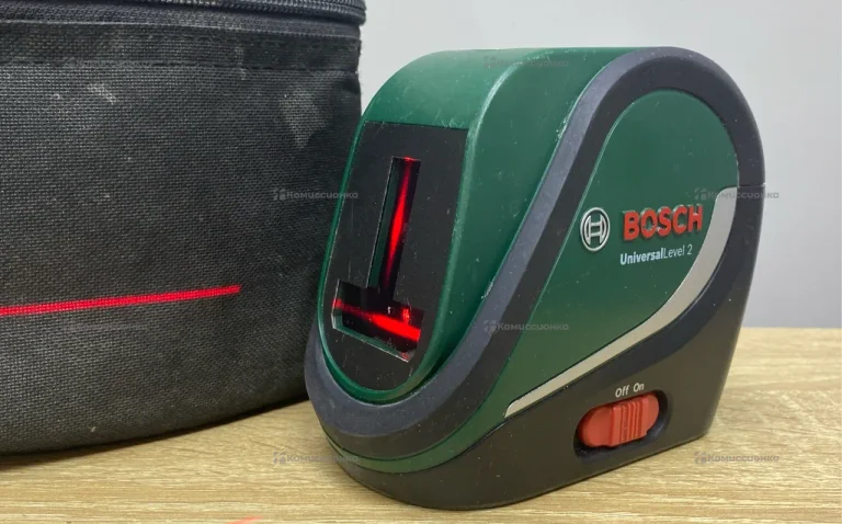Лазерный уровень Bosch Universal Level 2