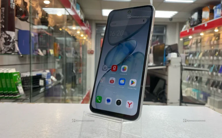 Tecno Spark Go 1 3/64 ГБ