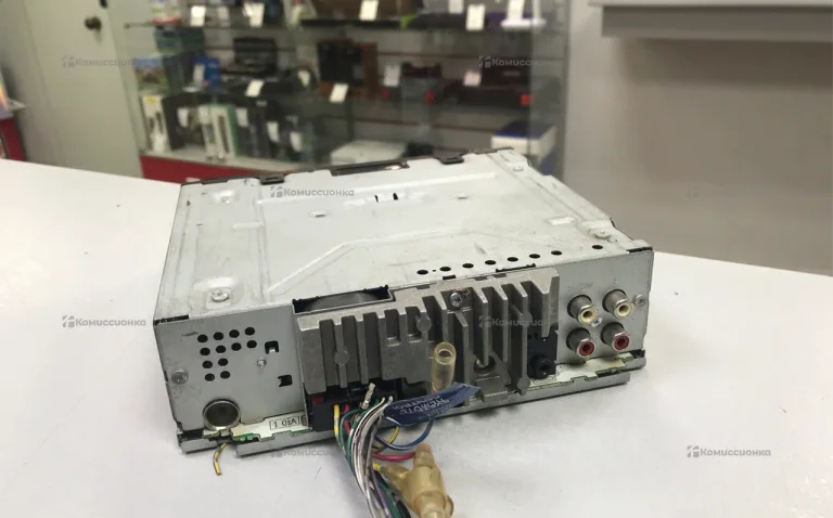 Автомагнитола  pioneer 550 BT