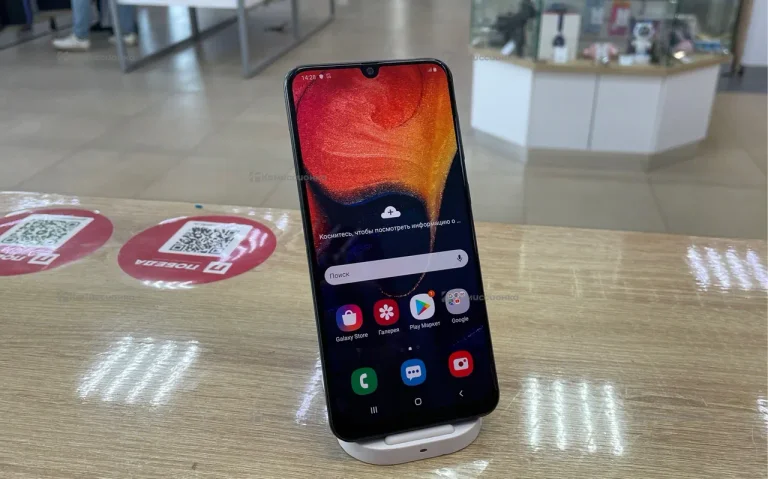 Samsung Galaxy A50 4/64 ГБ