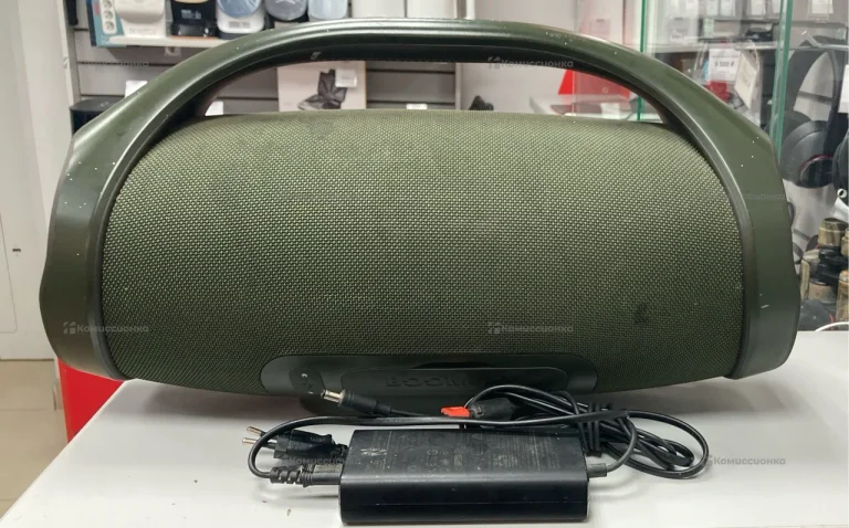 Колонка JBL Boombox
