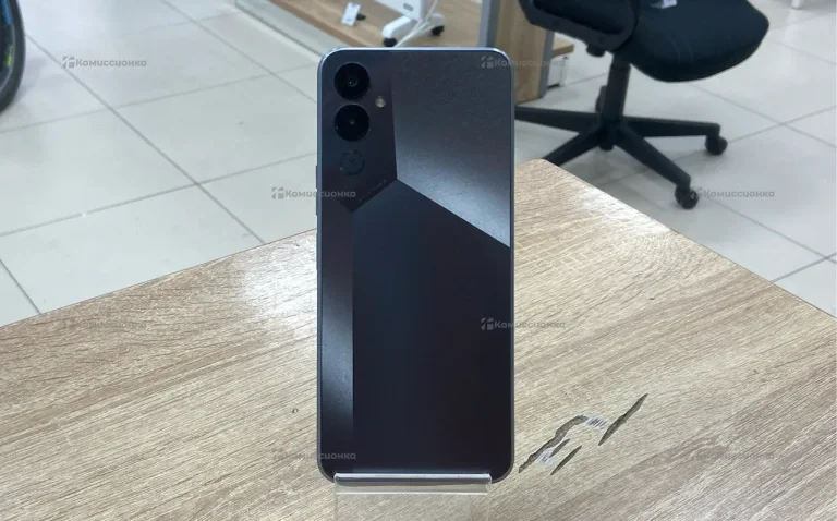 Tecno Pova 4 8/128 ГБ