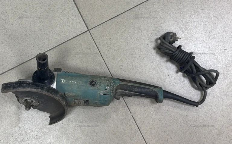 УШМ makita GA9020