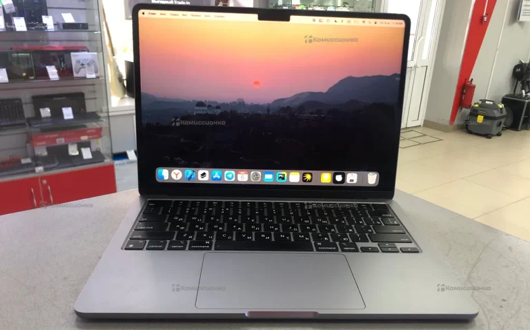 Ноутбук Macbook Air A3113