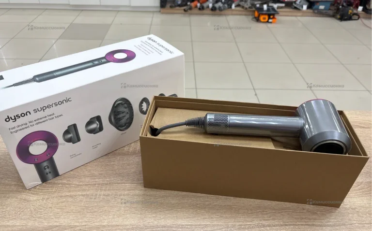 Фен Dyson реплика