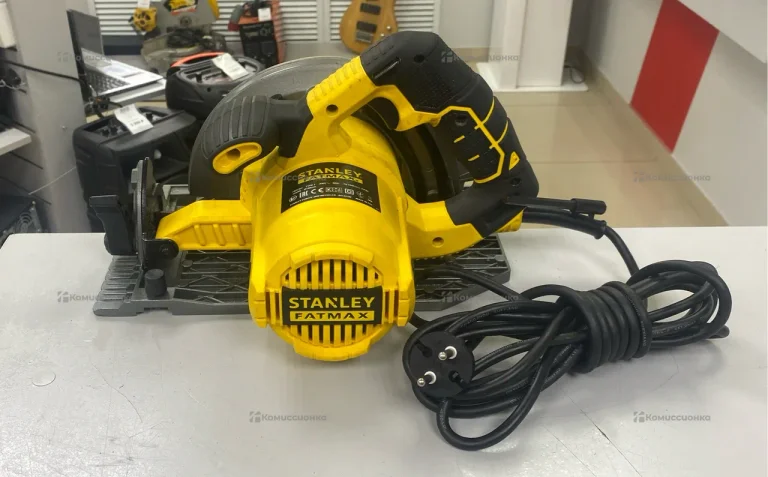 Циркулярная пила Stanley Fatmax FME301