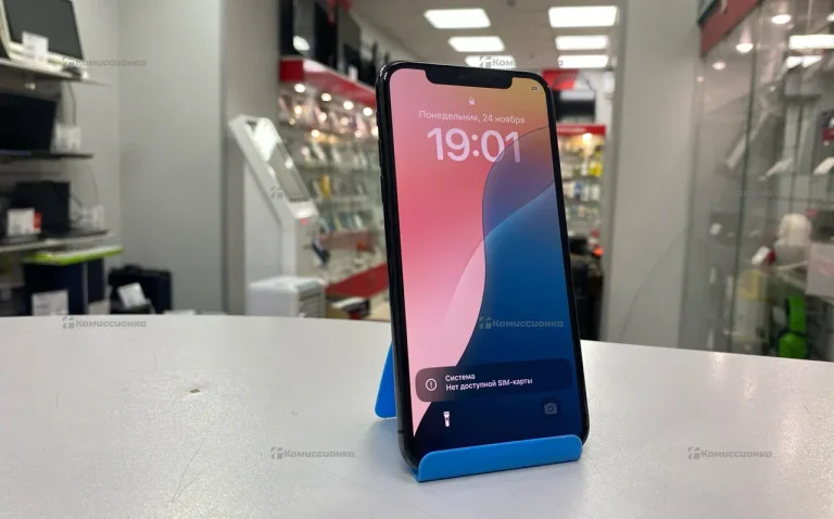 Телефон Apple iPhone XS 4/64 ГБ