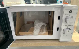 Купить Микроволновая печь Hi M020W05 б/у , в Тольятти Цена:3900рублей
