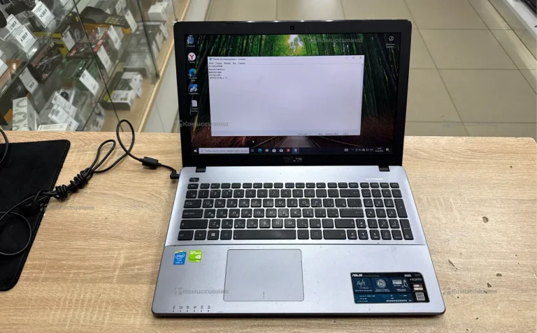 Ноутбук  Asus X550L i5-4200u/8/NoHDD б/к