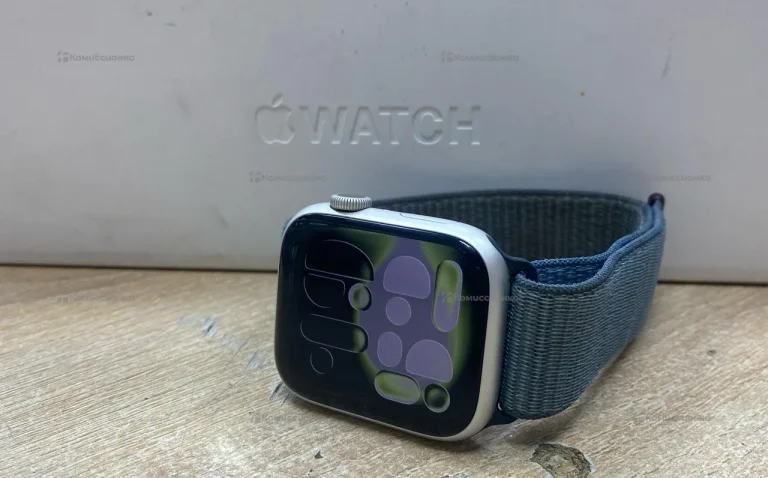 Часы  Apple Watch 9 45 mm