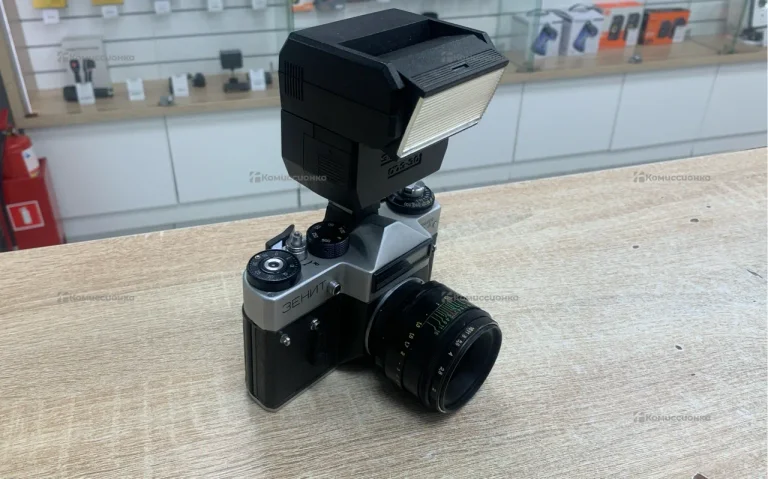 Фотоаппарат   Зенит Et