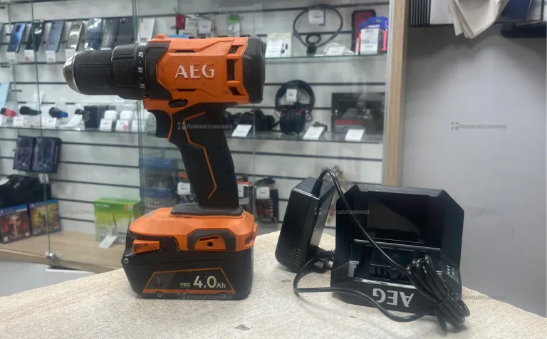 Аккумуляторная дрель-шуруповерт AEG BS18G4