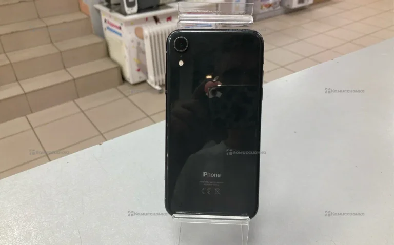 Apple iPhone XR 3/64 ГБ