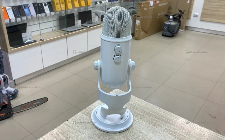 Микрофон Blue Yeti