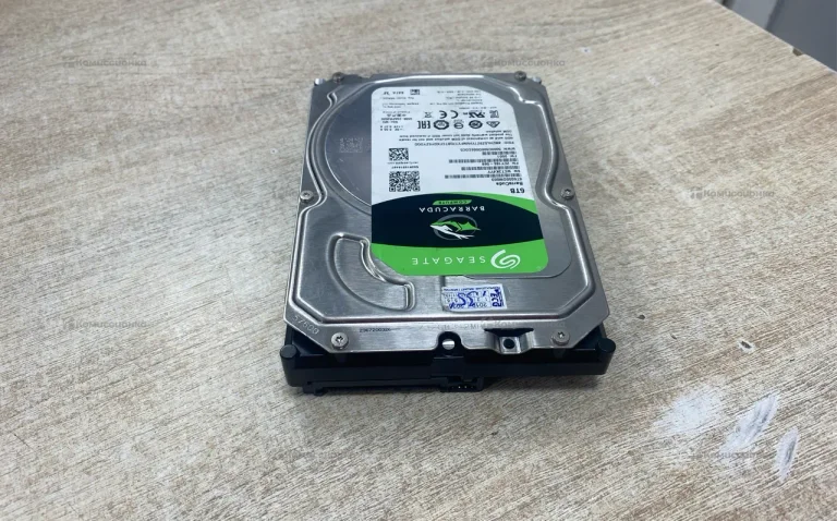 Жесткий диск Seagate Barracuda st6000dm003. 6Tb.