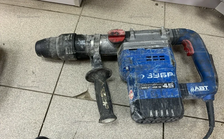 Перфоратор ЗУБР зпм 45 1350