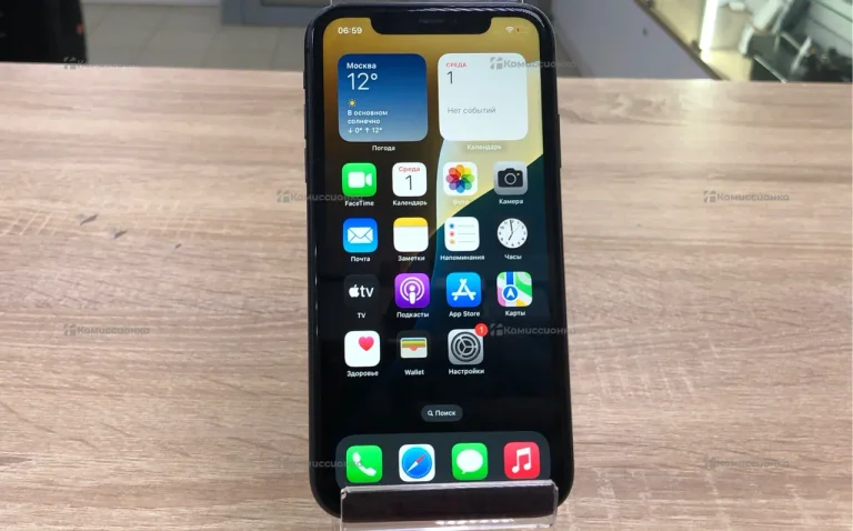 Apple iPhone 11 4/64 ГБ