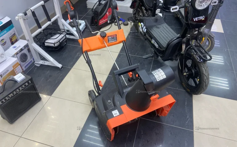Снегоуборщик электрический Carver STE 2346