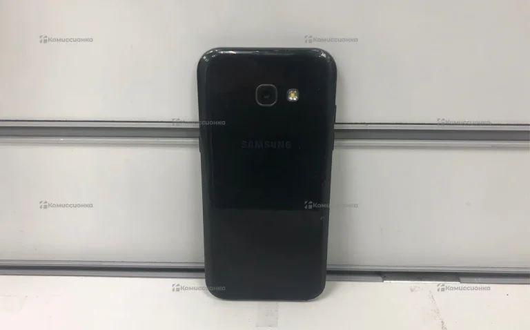 Samsung Galaxy A5 (2017) 3/32 ГБ