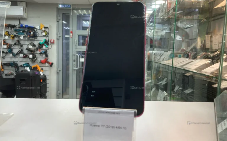 Huawei Y7 (2019) 4/64 ГБ