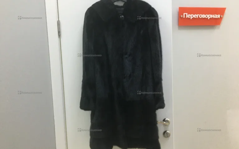 Шуба норковая Natali Furs 48