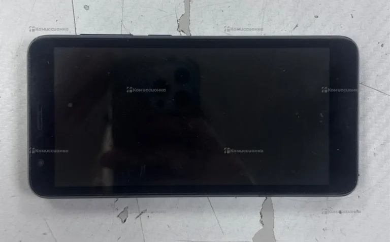 ZTE Blade L8 1/32 ГБ