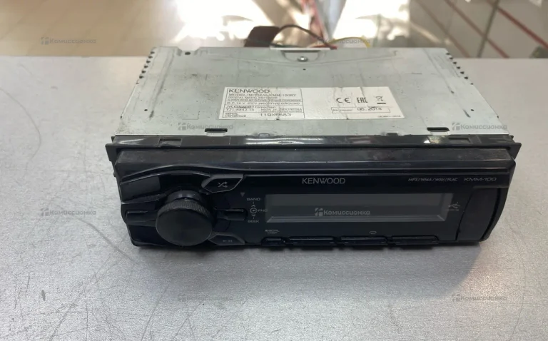 Автомагнитола Kenwood KMM-100