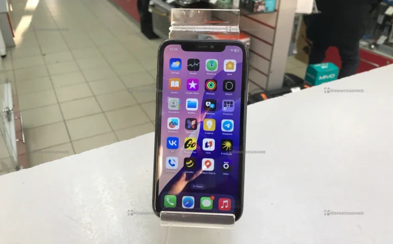 Apple iPhone 11 4/128 ГБ