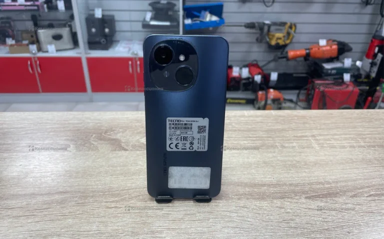Tecno Spark Go 1 4/64 ГБ