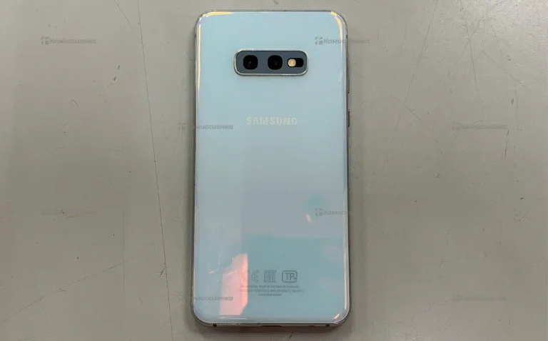 Samsung Galaxy S10e 6/128 ГБ
