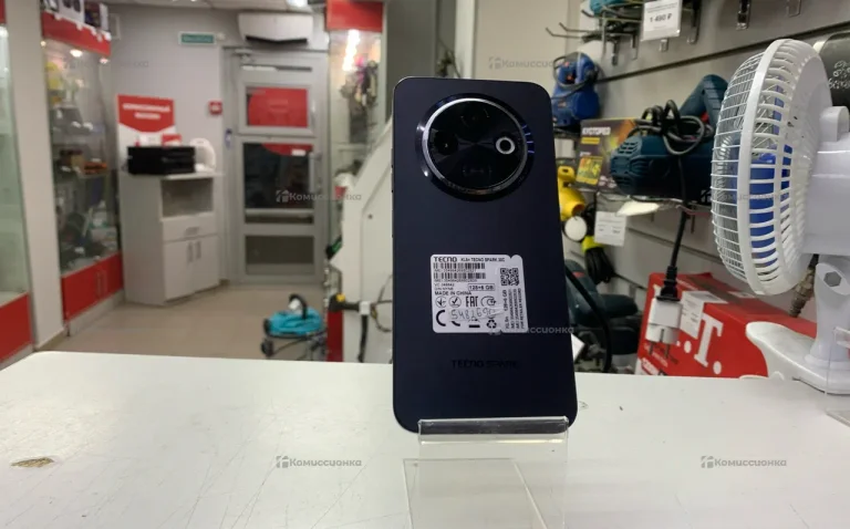Tecno Spark 30C 6/128 ГБ