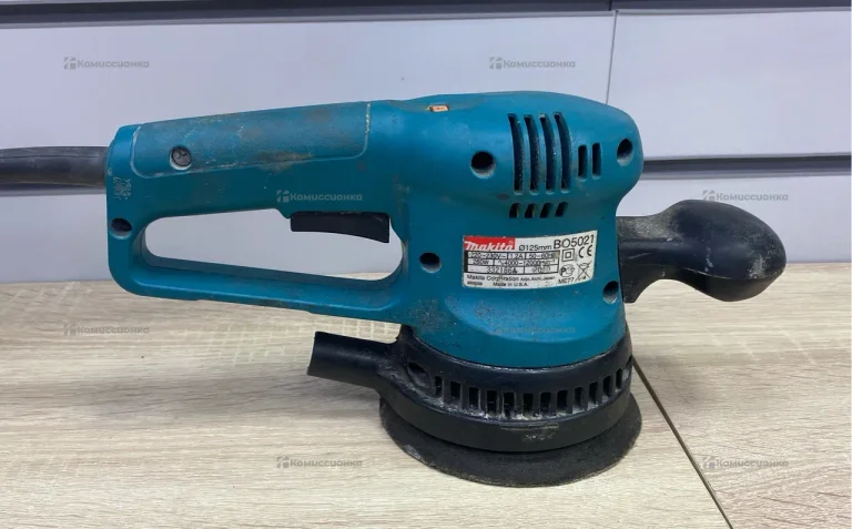 Шлифовальная машина Makita BO5021