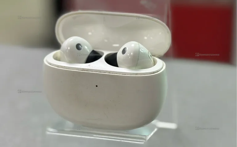 Наушники  белые