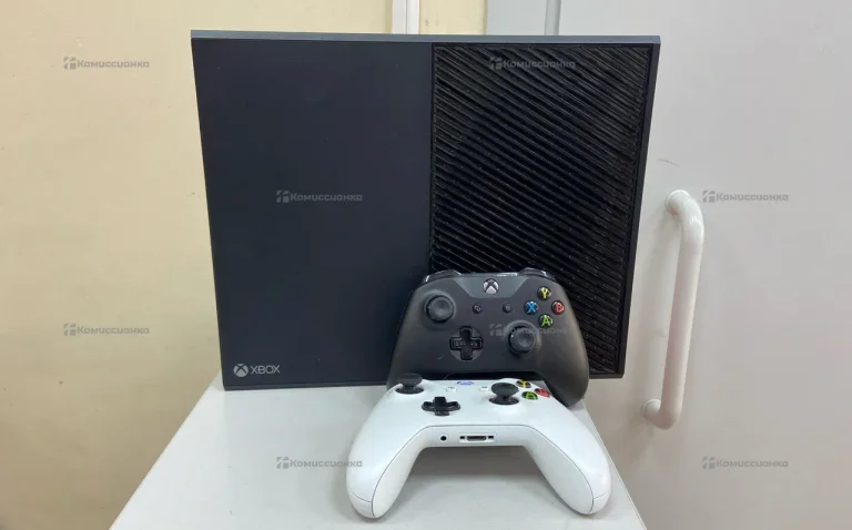 Приставка Xbox One X 1 ТБ