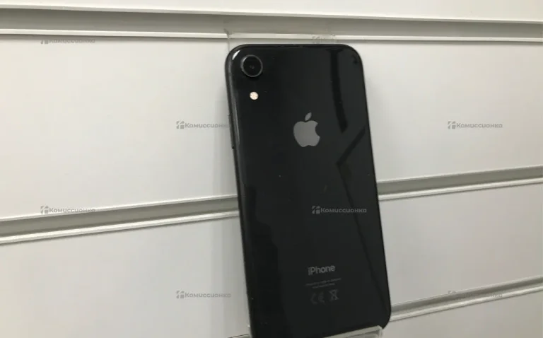 Apple iPhone XR 3/128 ГБ