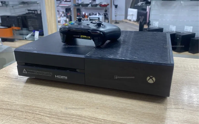 Приставка Xbox One 1000 ГБ