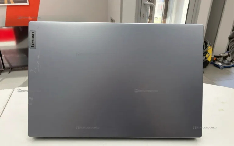 Ноутбук  Lenovo 82YU