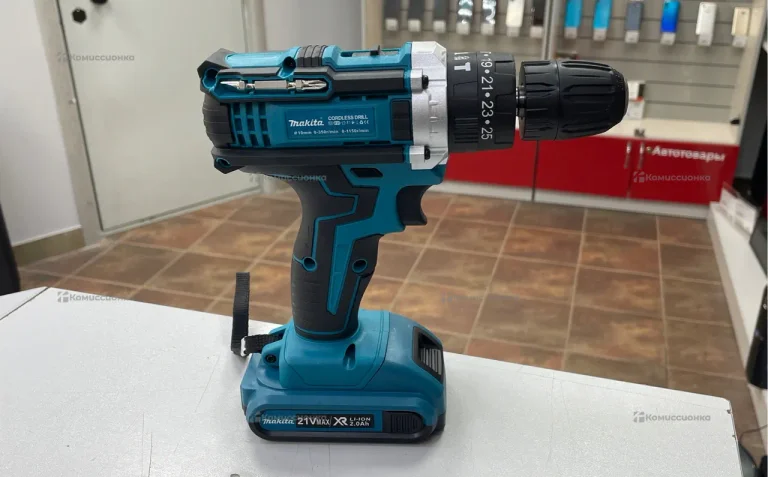 Аккумуляторный шуруповерт Makita реплика