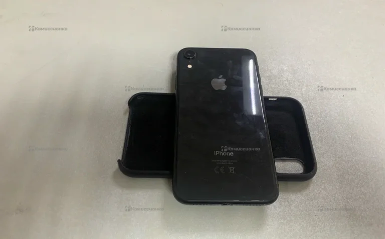 Apple iPhone XR 3/64 ГБ