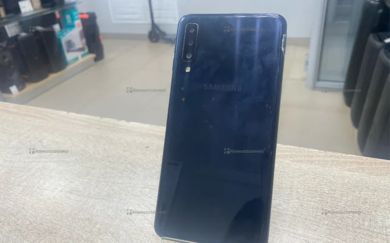 Samsung Galaxy A7 4/64 ГБ