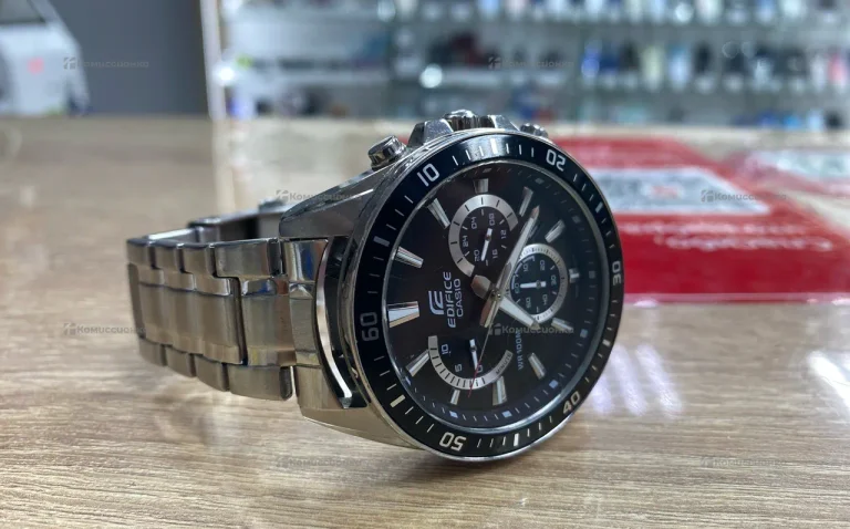 Часы  Casio EFR-552