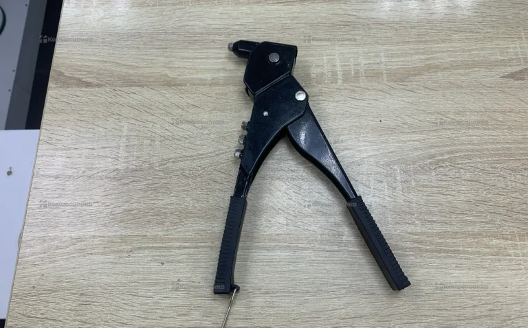 Клепальник