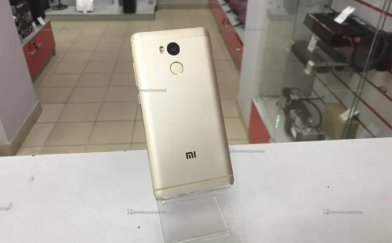 Xiaomi Redmi 4 (4X) 3/32 ГБ