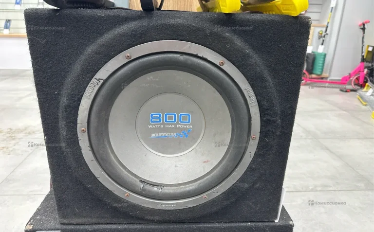 Сабвуфер Magnat 800