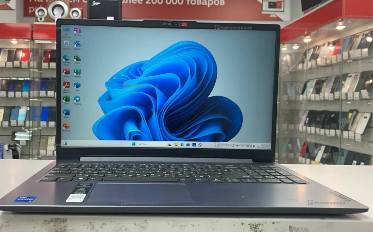 Ноутбук  Lenovo ideapad slim 3
