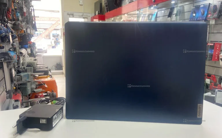 Ноутбук  Lenovo