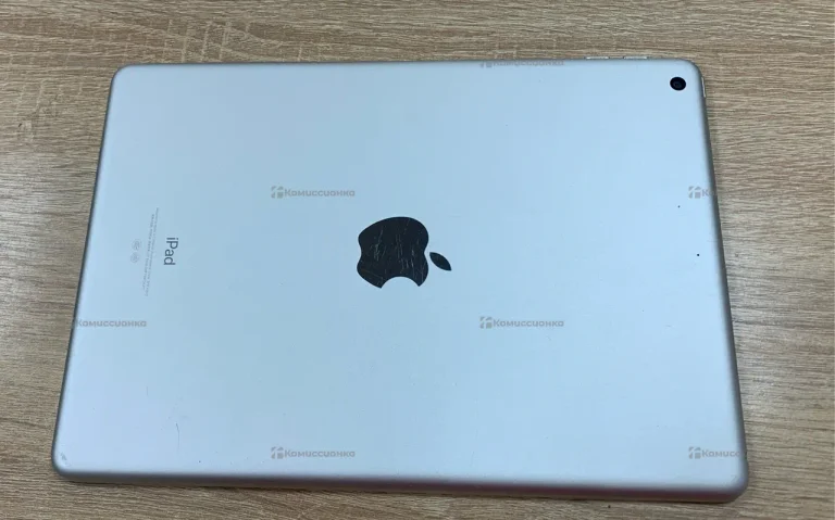 Планшет Apple iPad 5 2017 32GB