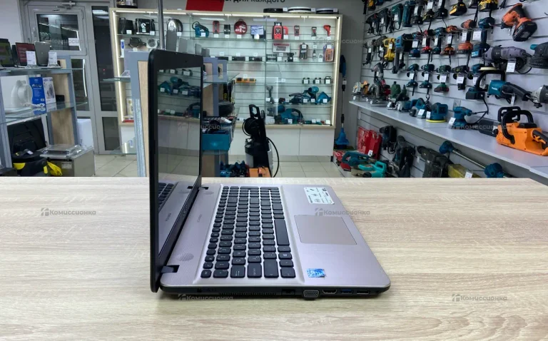 Ноутбук Asus X541S