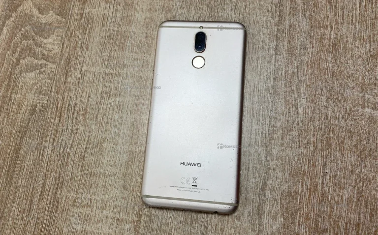 Huawei Nova 2i 4/64 Гб