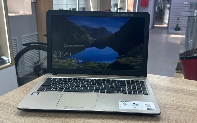 Ноутбук  asus